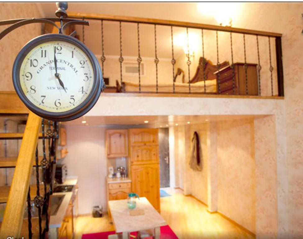 Evrika Apartments On Rustaveli Avenue Tbilisi Room photo
